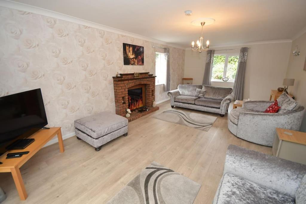 וודהול ספא Little Hare Lodge - Spacious 2 Bedroom Attached Bungalow מראה חיצוני תמונה