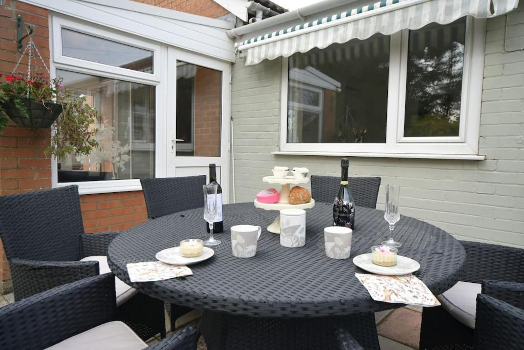 וודהול ספא Little Hare Lodge - Spacious 2 Bedroom Attached Bungalow מראה חיצוני תמונה